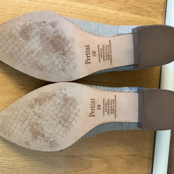 Pertini Silver Snakeskin-Patterned Leather Shoes – EU 39 (Fits US 7.5–8) - Picture 3 of 5